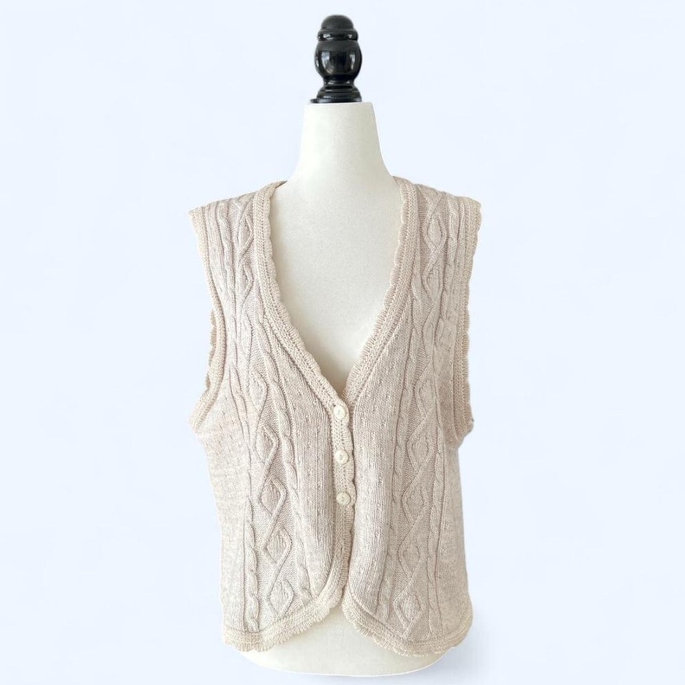Jessie Cream Cable Knit Scallop Trim Button Up Sweater Vest Medium